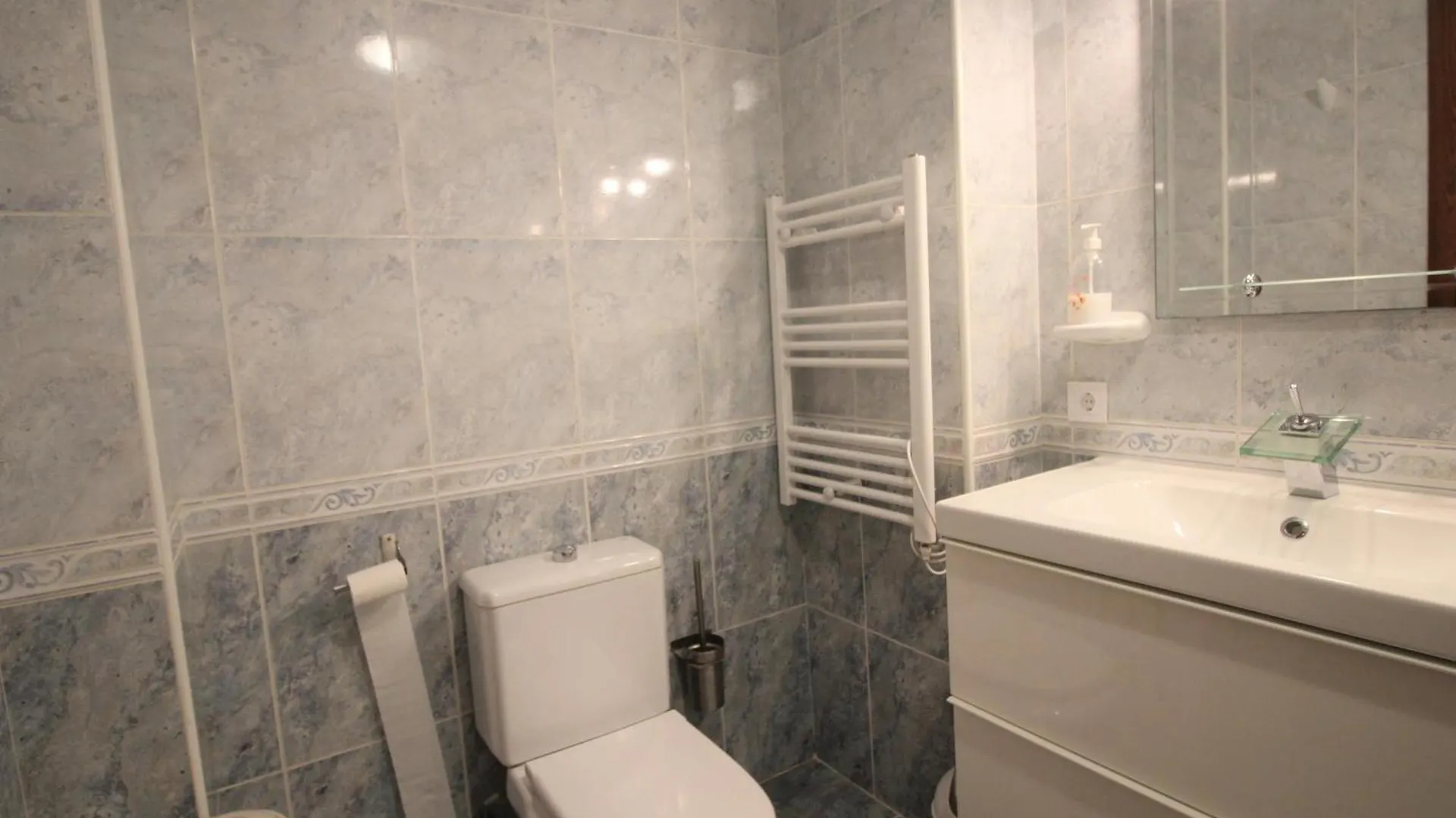 Apartman Apartamento Con Terraza Y Parking A 400M De La Playa Del Port En Llanca - Es-228-156