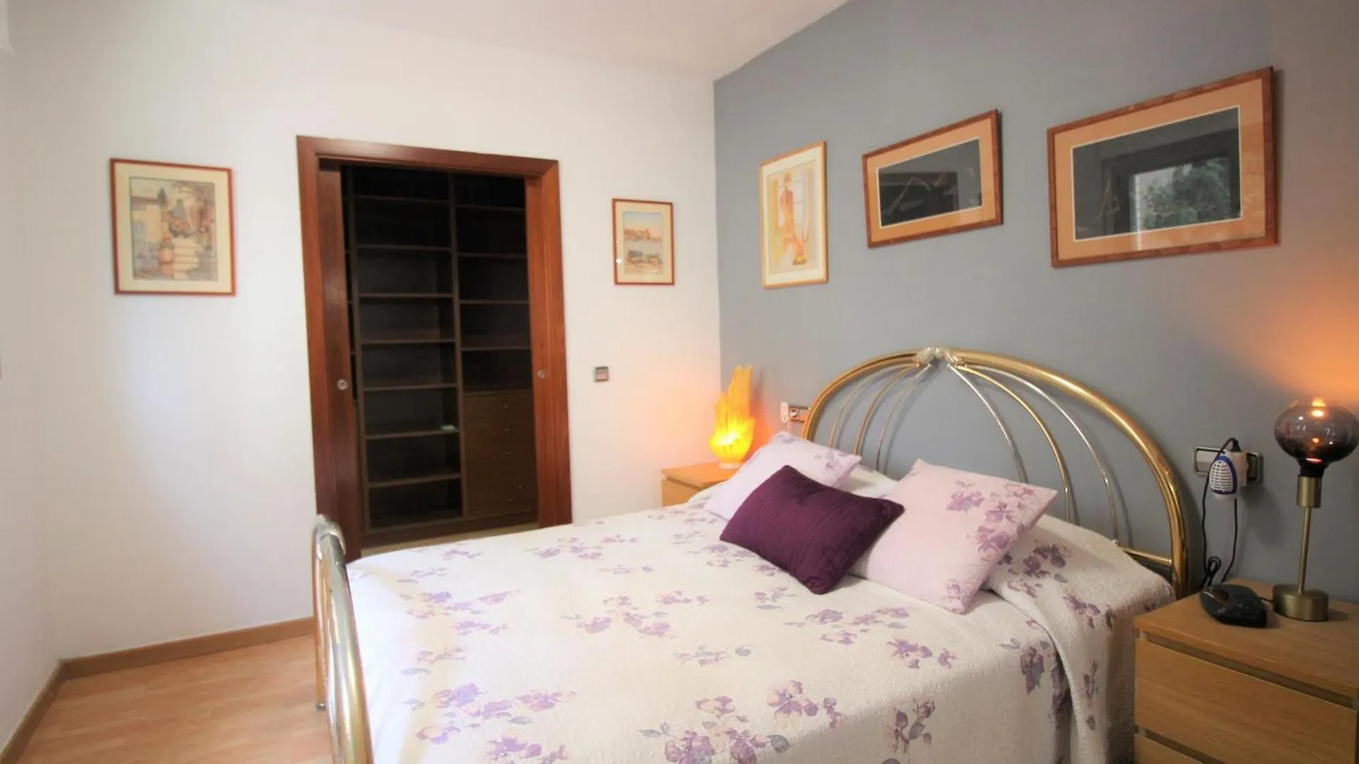 Apartman Apartamento Con Terraza Y Parking A 400M De La Playa Del Port En Llanca - Es-228-156